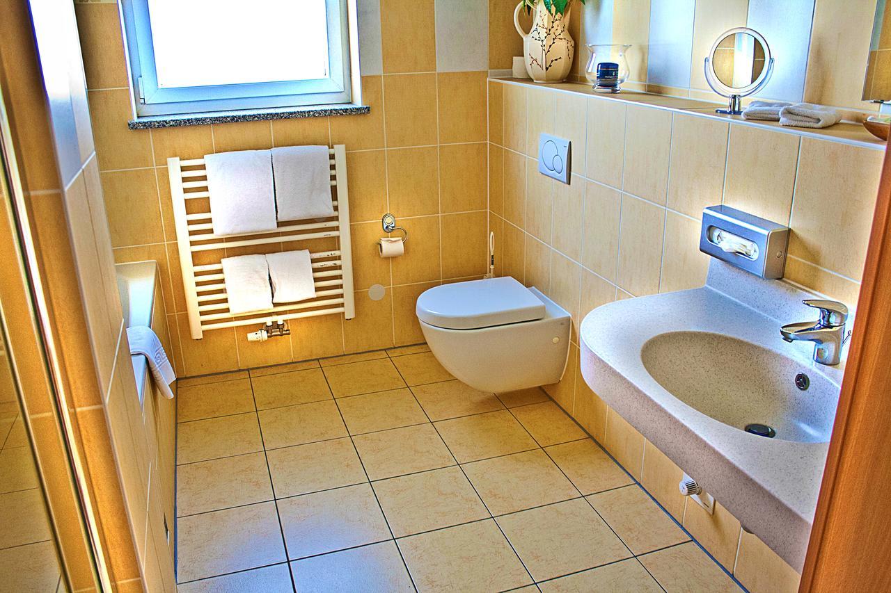 Hotel Hallertau Вольнцах Екстер'єр фото