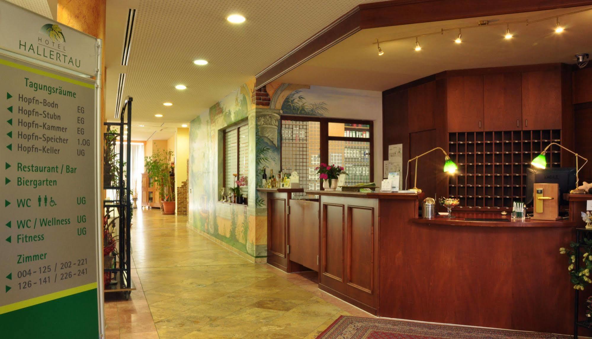 Hotel Hallertau Вольнцах Екстер'єр фото